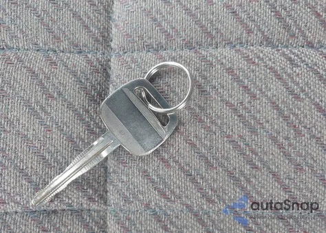 1995 Toyota Tacoma Xtracab from USA, damaged, VIN 4TAVN73F3SZ005803